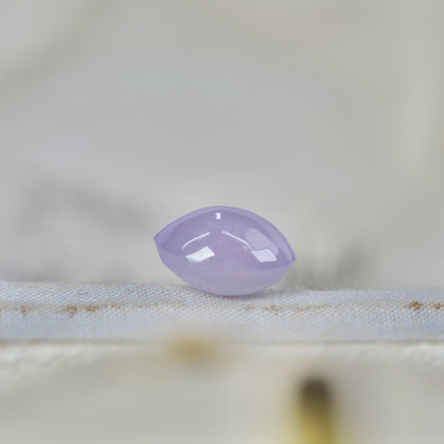 スターサファイア 1.10ct カボションカット 6.0mm×5.3mm×3.6mm【MJ2940】