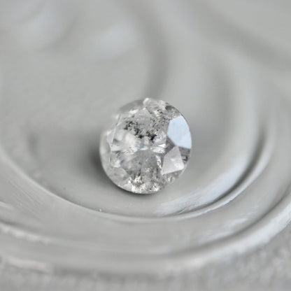 ソルトアンドペッパーダイヤモンド 0.26ct 3.8mm 【MJ2443】
