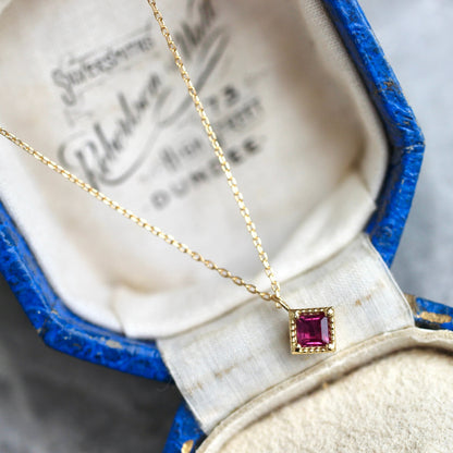 ルビー 0.18ct 3mm×3mm ミルフレーム ネックレス 【MJ2448】