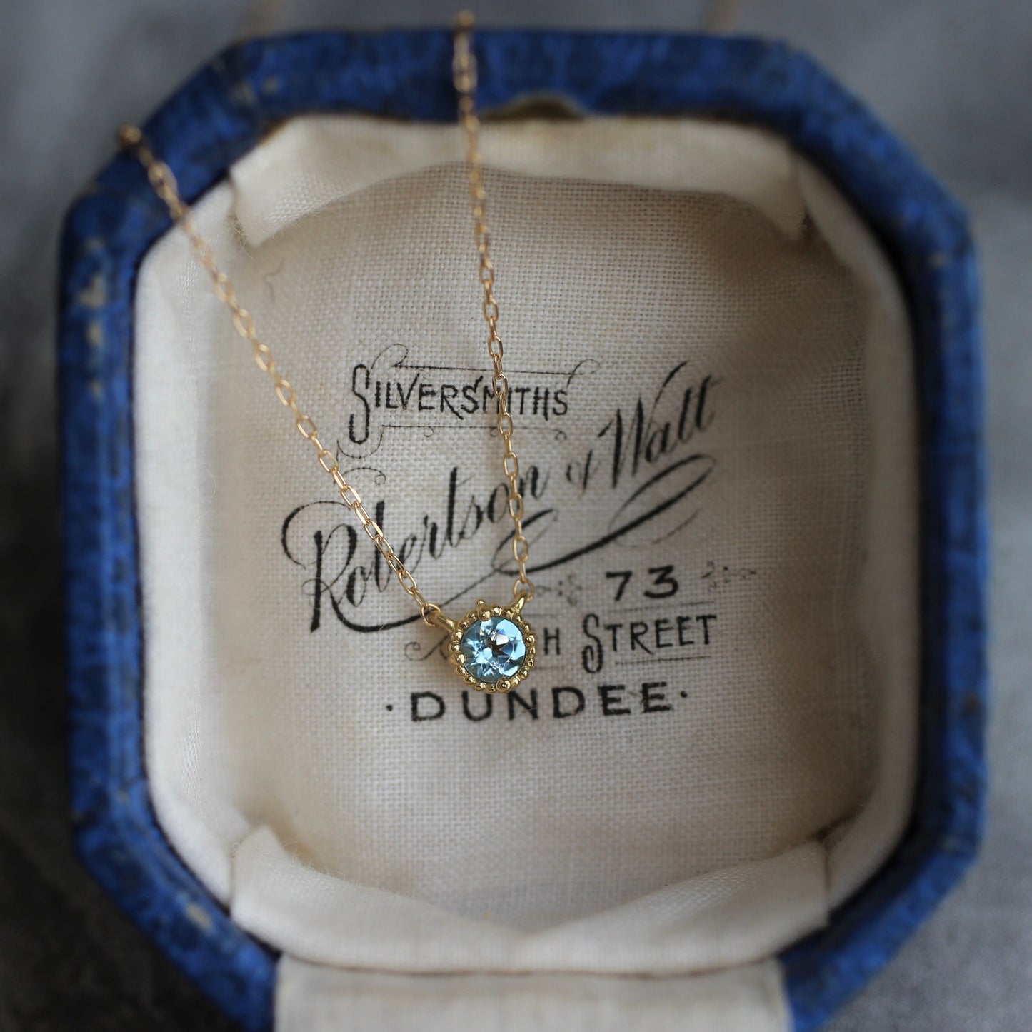 サンタマリアアクアマリン0.1ct 3mm K18YG ミルフレーム ネックレス 【MJ2447】