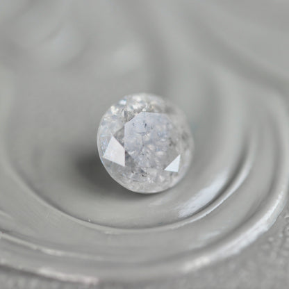 ソルトアンドペッパーダイヤモンド 0.42ct 4.6mm 【MJ2442】