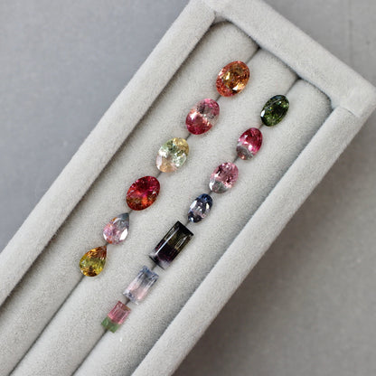 オーバルカット バイカラートルマリン 0.70ct  6.6mm×4.5mm×2.9mm【MJ2569】