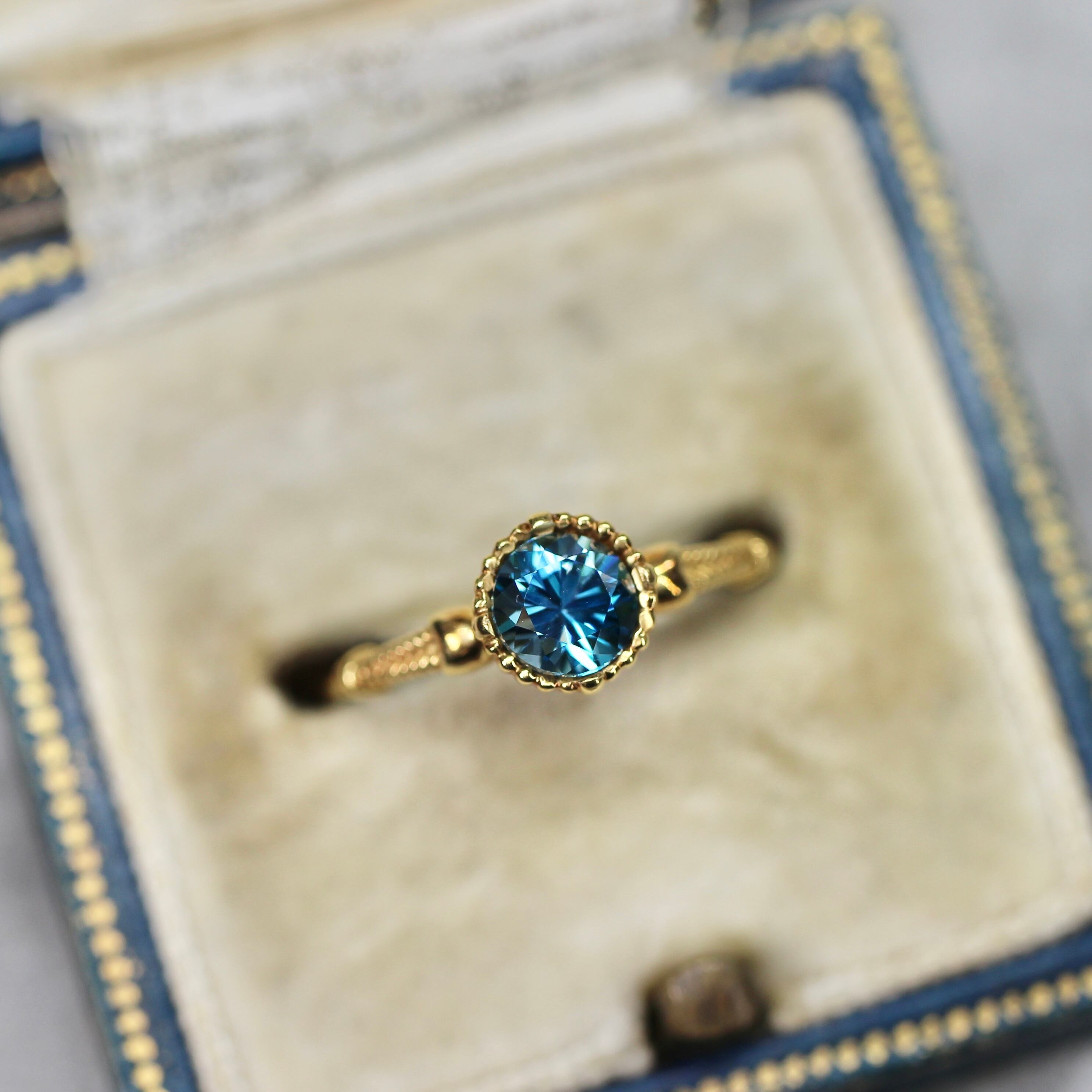 ラタナキリブルージルコン 0.73ct 5mm【MJ2539】 – Mei JEWELRY