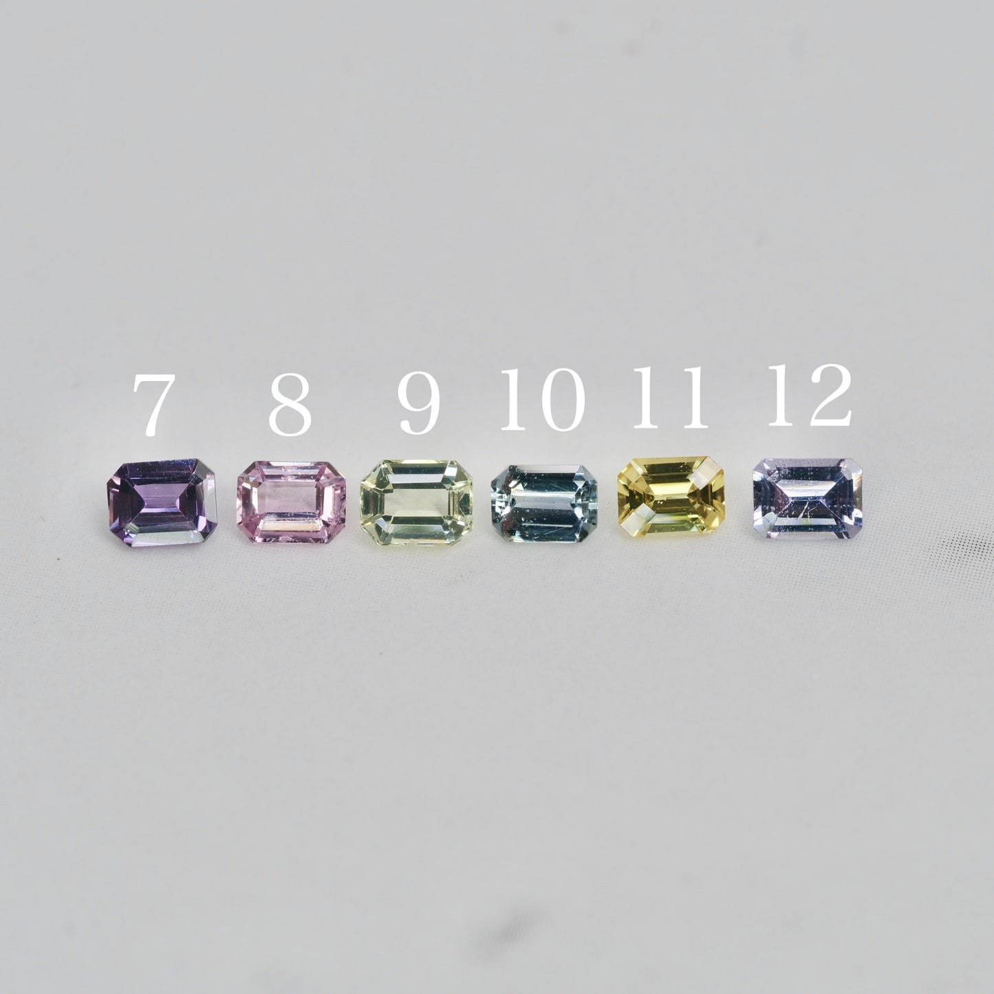 【期間・数量限定特別価格】サファイア エメラルドカット【MJ3024】