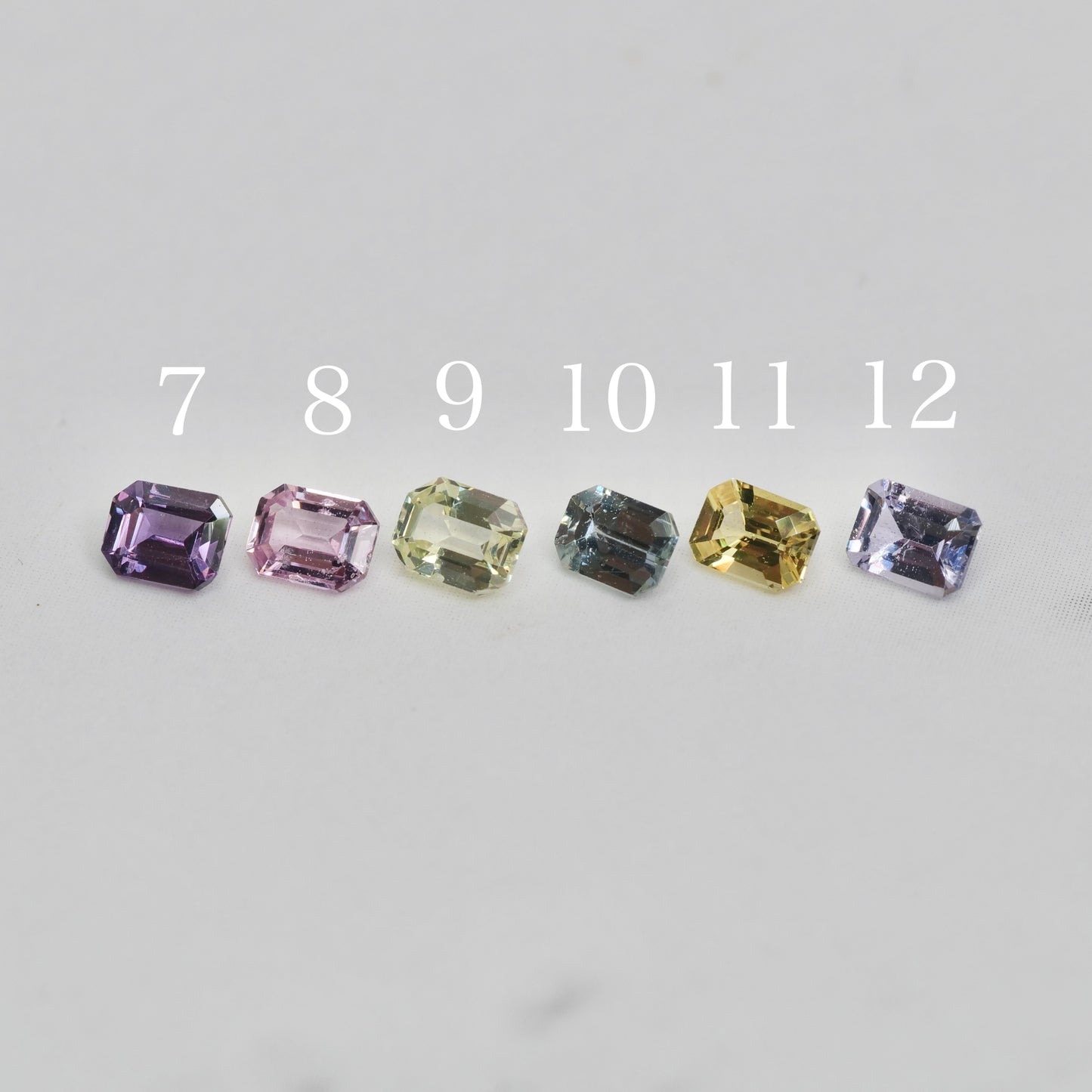 【期間・数量限定特別価格】サファイア エメラルドカット【MJ3024】