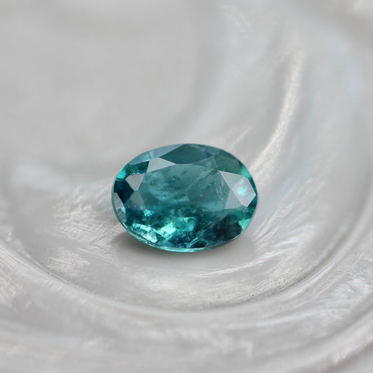 グランディディエライト 0.12ct オーバルカット 3.8mm×2.8mm×1.7mm【MJ2770】