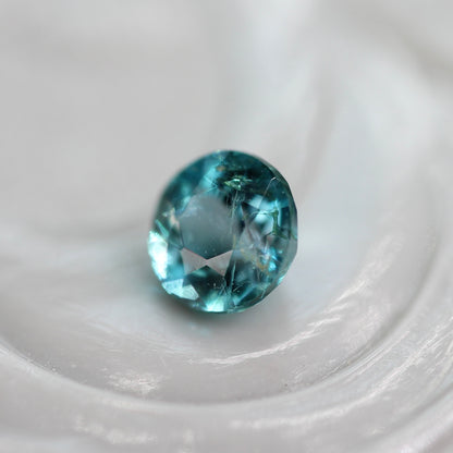 グランディディエライト 0.15ct ラウンドカット 3.3mm×3.3mm×2.4mm【MJ2771】