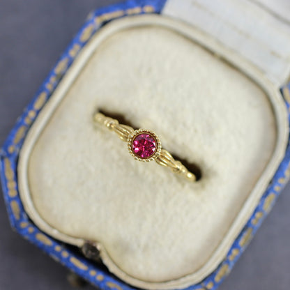 ピンクスピネル 0.17ct ラウンドカット 3.3mm×3.3mm×2.3mm【MJ2752】