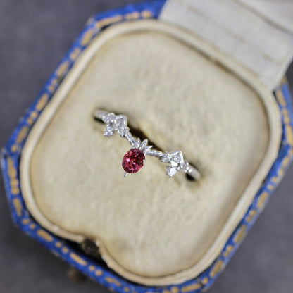 ピンクスピネル 0.21ct オーバルカット 3.5mm×3.1mm×2.3mm【MJ2753】