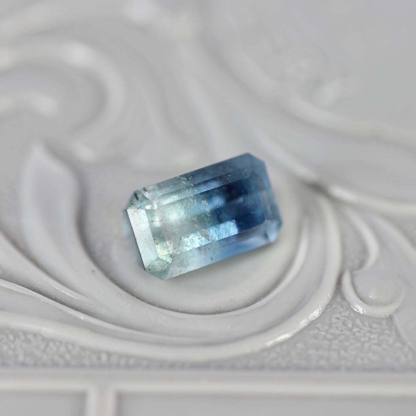 バイカラートルマリン 1.51ct エメラルドカット 7.8mm×4.8mm×4.1mm【MJ2774】