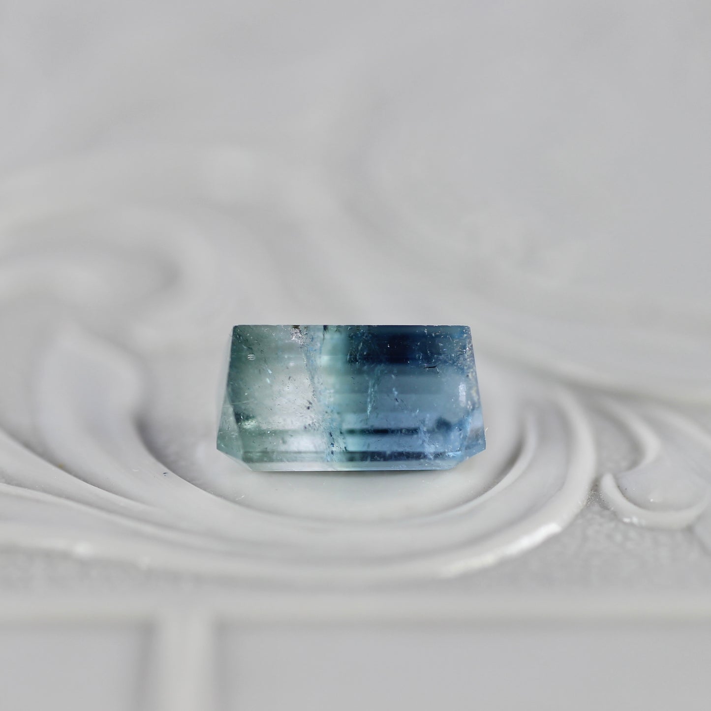 バイカラートルマリン 1.51ct エメラルドカット 7.8mm×4.8mm×4.1mm【MJ2774】