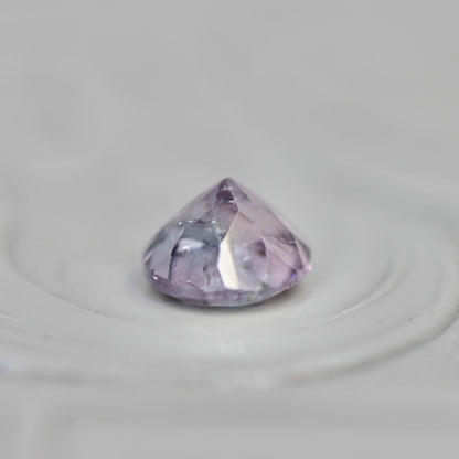 バイカラートルマリン 0.49ct ラウンドカット 4.9mm×4.9mm×3.2mm【MJ3051】