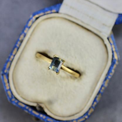 バイカラートルマリン 0.43ct エメラルドカット 5.2mm×3.9mm×2.2mm【MJ2777】