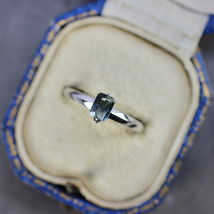 バイカラートルマリン 0.43ct エメラルドカット 5.2mm×3.9mm×2.2mm【MJ2777】