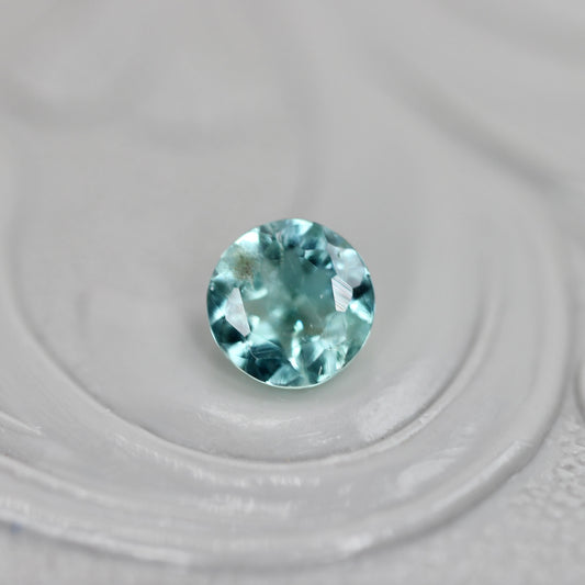 バイカラートルマリン 0.23ct ラウンドカット 4.0mm×3.9mm×2.2mm【MJ3055】