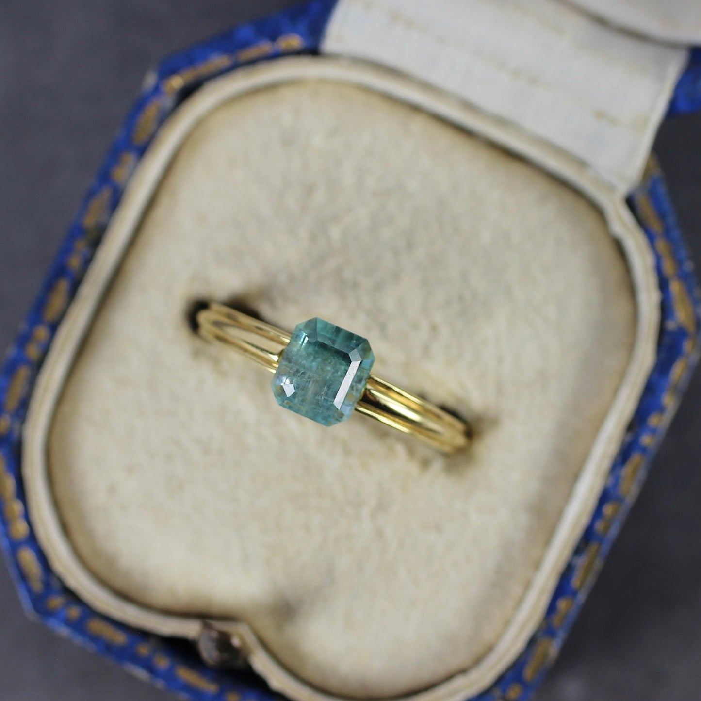 バイカラートルマリン 1.22ct エメラルドカット 5.8mm×5.1mm×4.4mm【MJ2783】