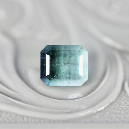 バイカラートルマリン 1.00ct エメラルドカット 5.8mm×4.9mm×3.7mm【MJ2784】