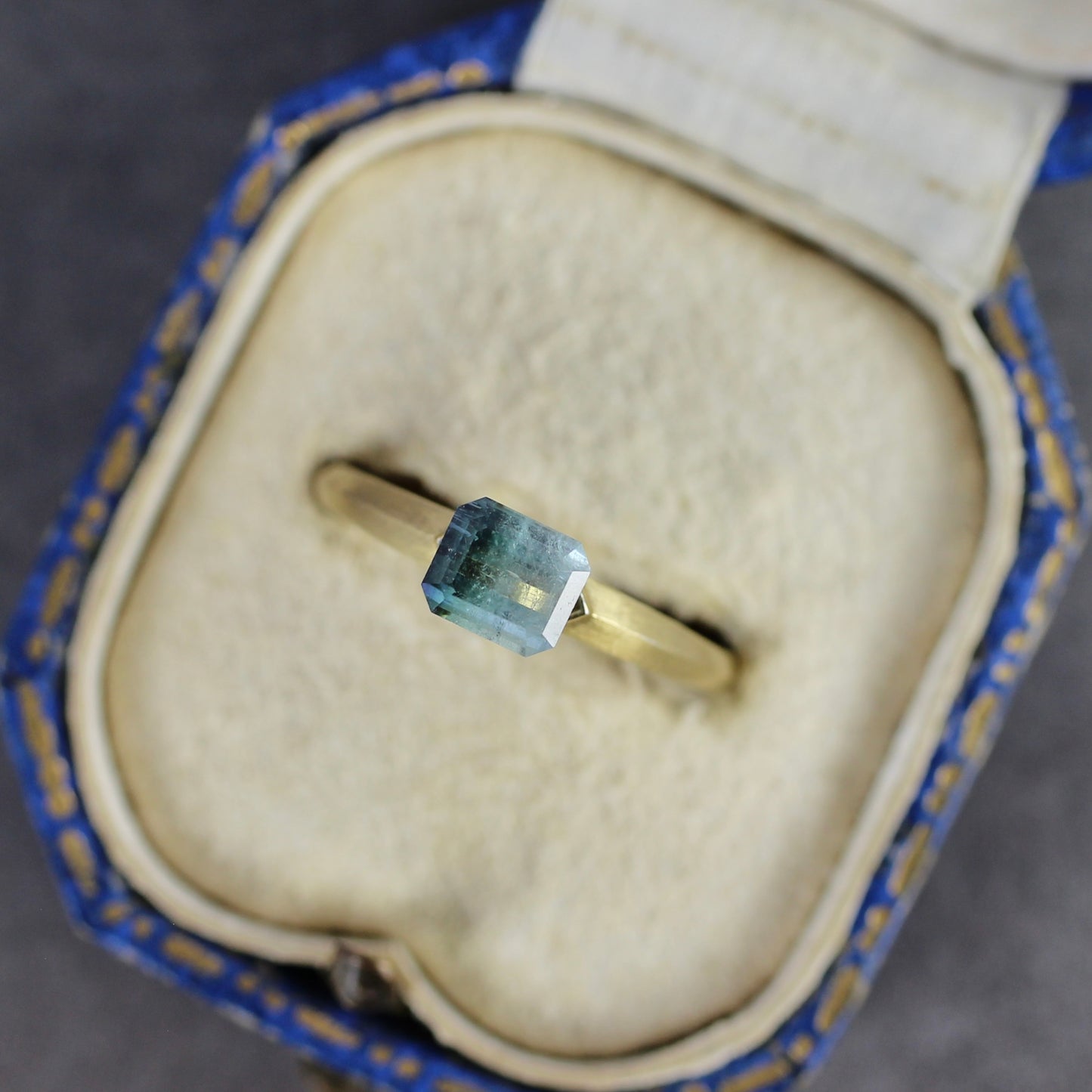 バイカラートルマリン 1.00ct エメラルドカット 5.8mm×4.9mm×3.7mm【MJ2784】