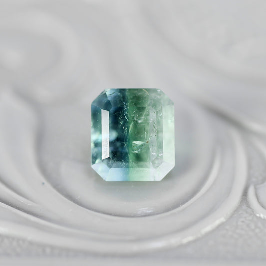 パーティーカラードトルマリン 1.17ct エメラルドカット 5.8mm×5.2mm×4.4mm【MJ2785】