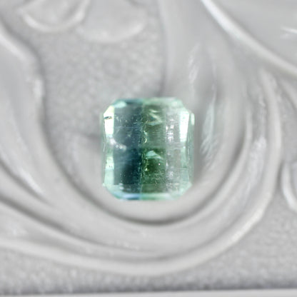 パーティーカラードトルマリン 1.17ct エメラルドカット 5.8mm×5.2mm×4.4mm【MJ2785】
