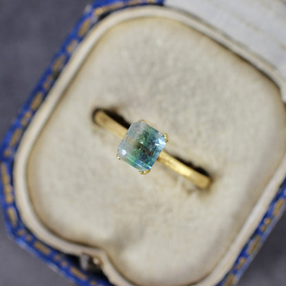 パーティーカラードトルマリン 1.17ct エメラルドカット 5.8mm×5.2mm×4.4mm【MJ2785】