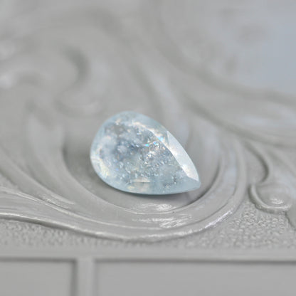 レインボーアクアマリン 0.86ct ペアシェイプカット  8.7mm×5.6mm×3.3mm【MJ2792】