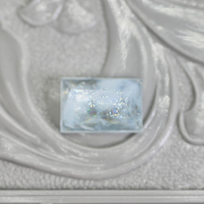 レインボーアクアマリン 0.76ct レクタングルカット  7.2mm×4.8mm×2.5mm【MJ2794】