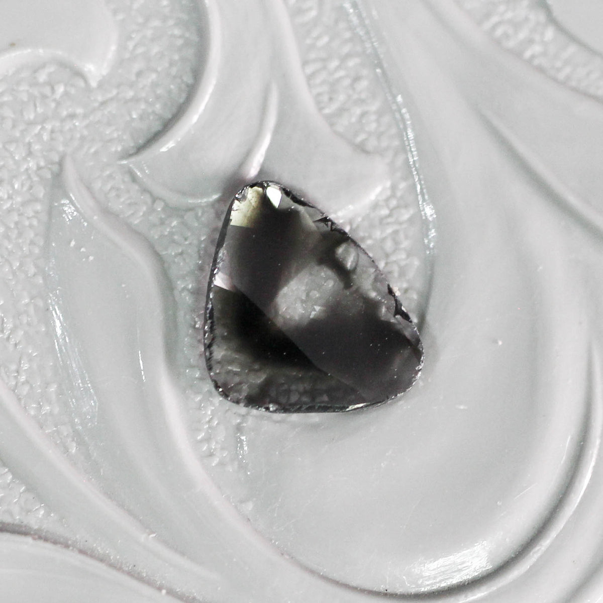 ダイヤモンド 0.43ct スライス ローズカット 6.5mm×5.8mm×1.0mm【MJ3161】
