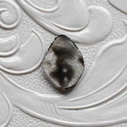 ダイヤモンド 0.64ct スライス ローズカット 8.5mm×4.8mm×1.1mm【MJ3157】