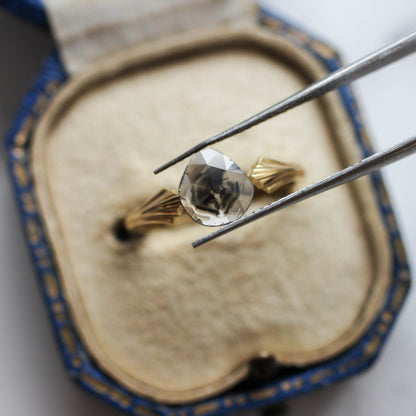 ダイヤモンド 0.61ct スライス ローズカット 8.0mm×7.4mm×1.0mm【MJ3158】