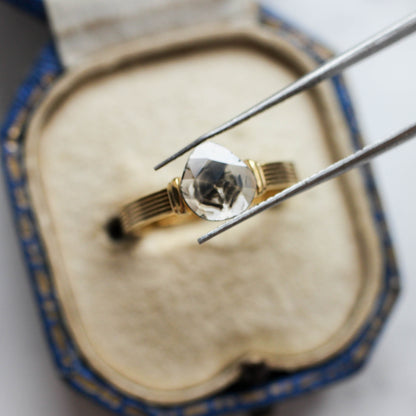 ダイヤモンド 0.61ct スライス ローズカット 8.0mm×7.4mm×1.0mm【MJ3158】