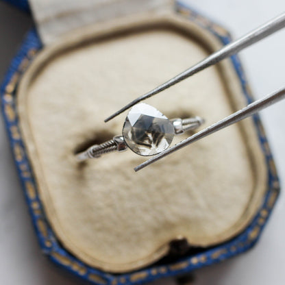 ダイヤモンド 0.61ct スライス ローズカット 8.0mm×7.4mm×1.0mm【MJ3158】