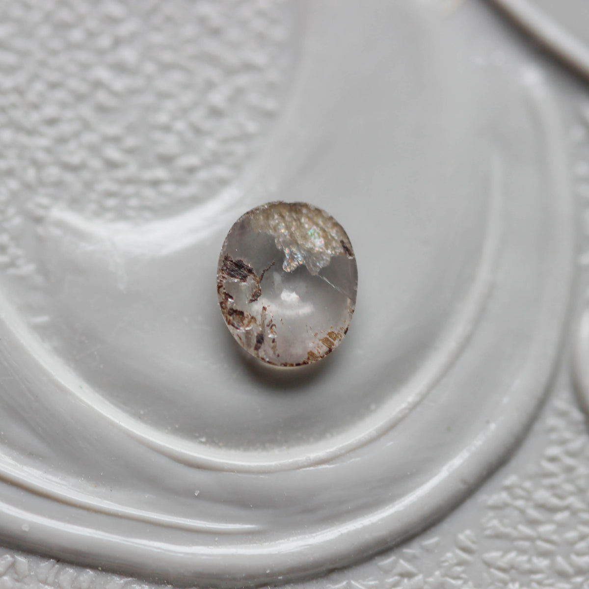 ソルトアンドペッパーダイヤモンド 0.09ct カボションカット 3.6mm×3.1mm×0.8mm【MJ3162】