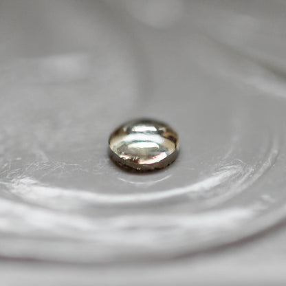 ブラウンダイヤモンド 0.07ct カボションカット 3.1mm×2.4mm×0.8mm【MJ3163】
