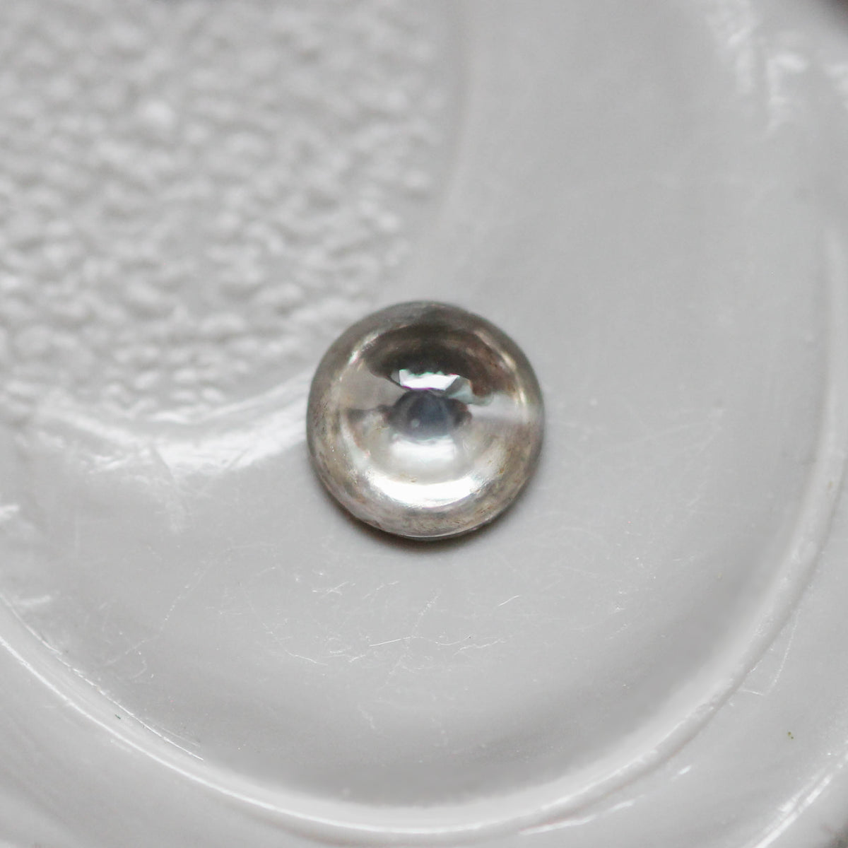 ナチュラルダイヤモンド 0.07ct カボションカット 2.8mm×2.8mm×1.0mm【MJ3166】