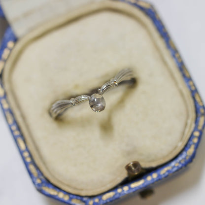 ソルトアンドペッパーダイヤモンド 0.09ct カボションカット 3.6mm×3.1mm×0.8mm【MJ3162】