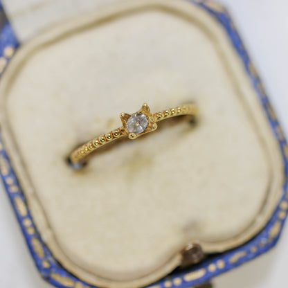 ソルトアンドペッパーダイヤモンド 0.06ct カボションカット 3.2mm×2.3mm×1.0mm【MJ3164】