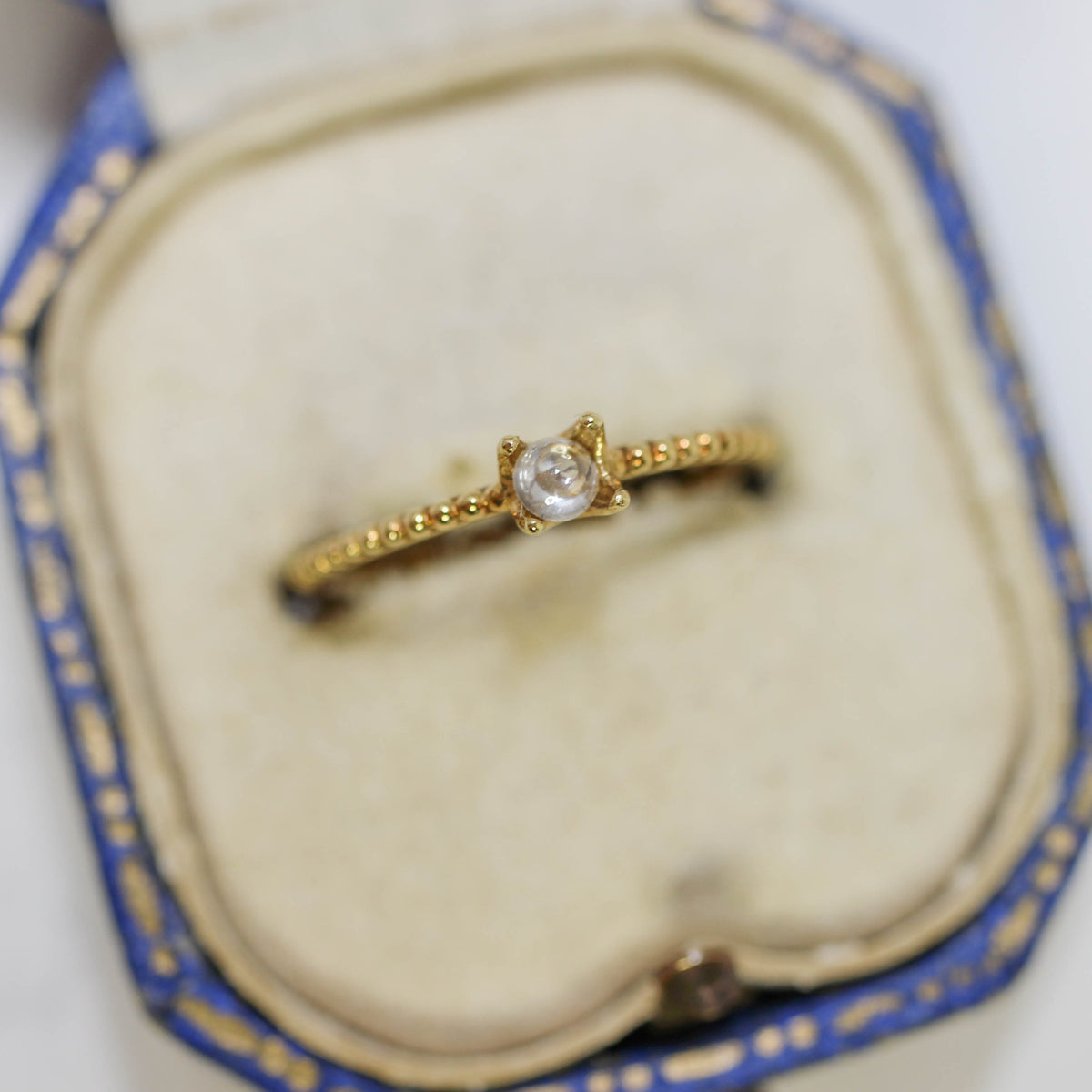 ナチュラルダイヤモンド 0.08ct カボションカット 3.0mm×3.0mm×1.0mm【MJ3167】