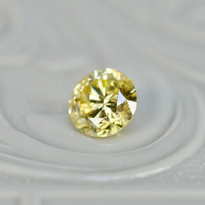 ダイヤモンド 0.42ct ラウンドブリリアントカット 4.6mm×4.6mm×3.0mm【MJ2817】