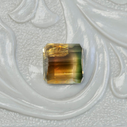 バイカラートルマリン 1.19ct エメラルドカット 5.9mm×5.8mm×3.4mm【MJ2824】