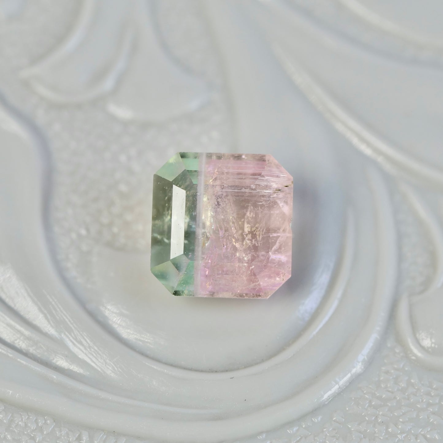 バイカラートルマリン 1.03ct エメラルドカット 5.5mm×5.4mm×3.4mm【MJ2825】
