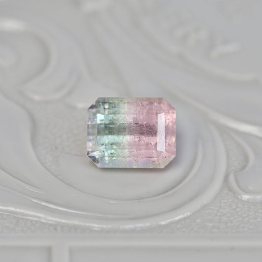 バイカラートルマリン 1.24ct エメラルドカット 6.2mm×5.0mm×4.3mm【MJ2826】