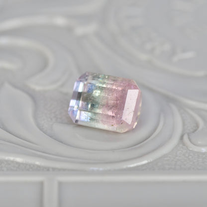 バイカラートルマリン 1.24ct エメラルドカット 6.2mm×5.0mm×4.3mm【MJ2826】