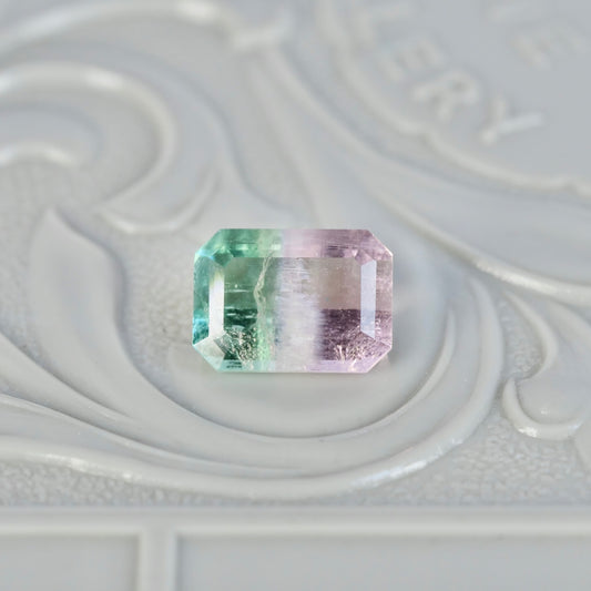 バイカラートルマリン 1.10ct エメラルドカット 7.1mm×5.1mm×3.3mm【MJ2827】