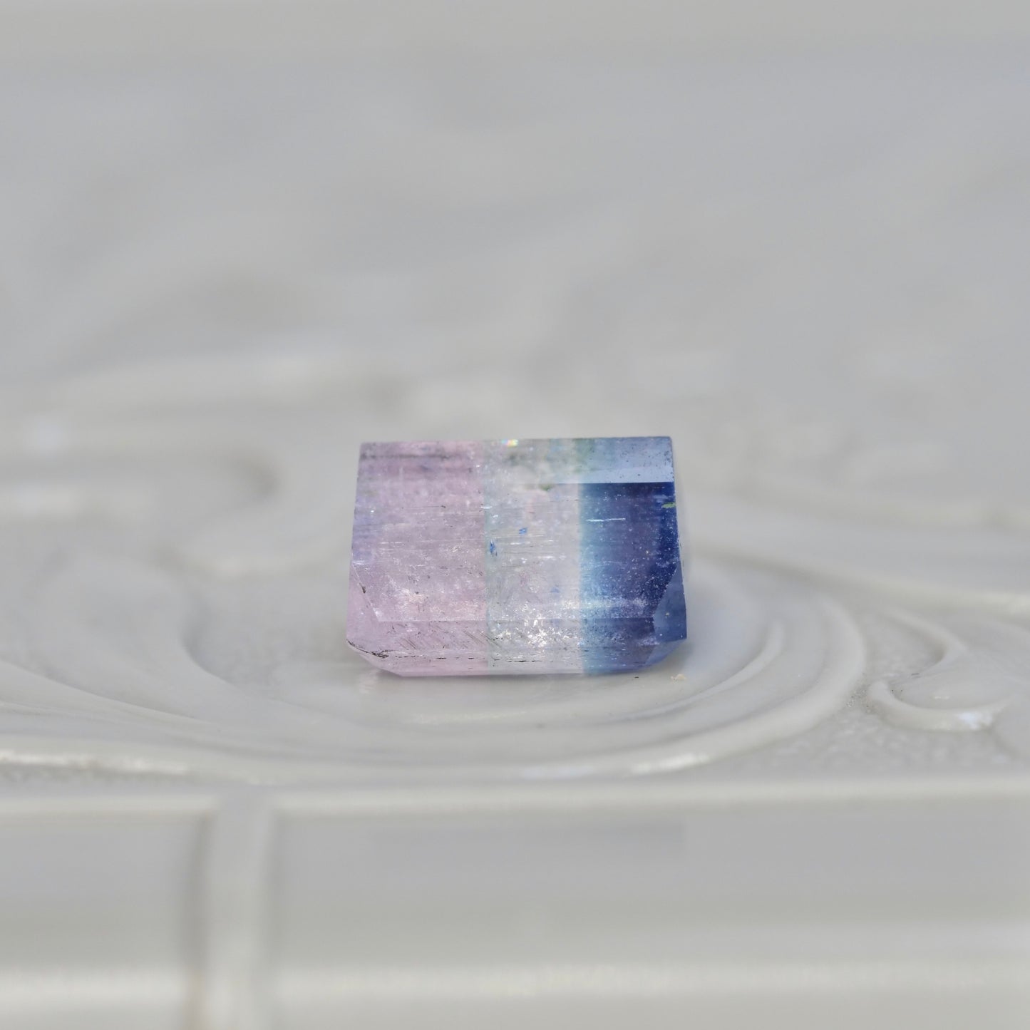 パーティーカラードトルマリン 1.60ct エメラルドカット 6.8mm×5.4mm×4.4mm【MJ2829】