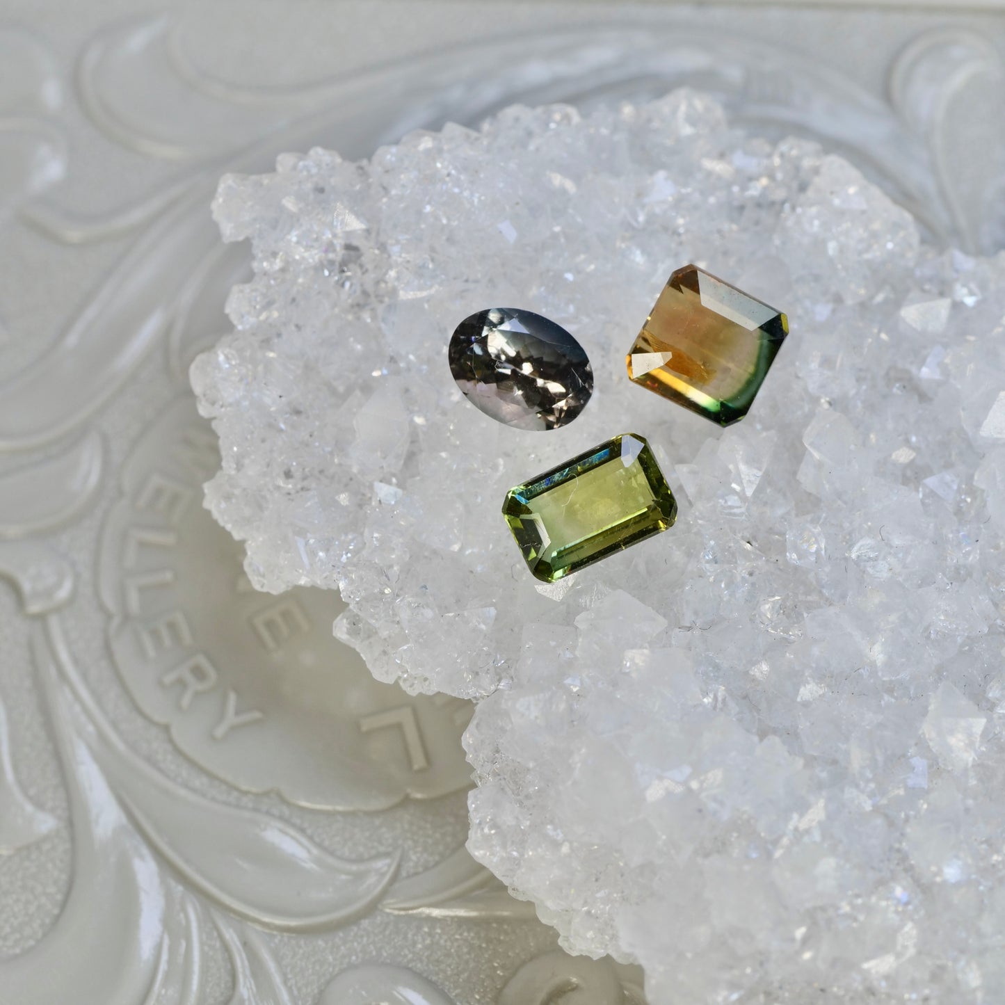 バイカラートルマリン 1.26ct エメラルドカット 9.2mm×4.8mm×2.9mm【MJ2828】