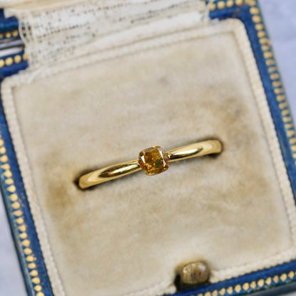 ナチュラルダイヤモンド 0.29ct クッションカット 3.9mm×3.6mm×2.8mm【MJ2606】