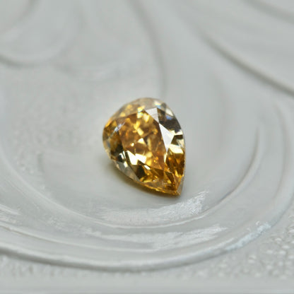 ナチュラルダイヤモンド 0.31ct ペアシェイプカット 5.1mm×3.5mm×2.3mm【MJ2605】