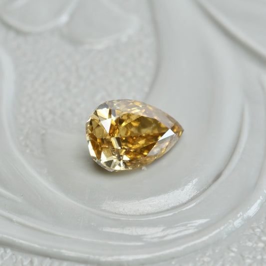 ナチュラルダイヤモンド 0.31ct ペアシェイプカット 5.1mm×3.5mm×2.3mm【MJ2605】