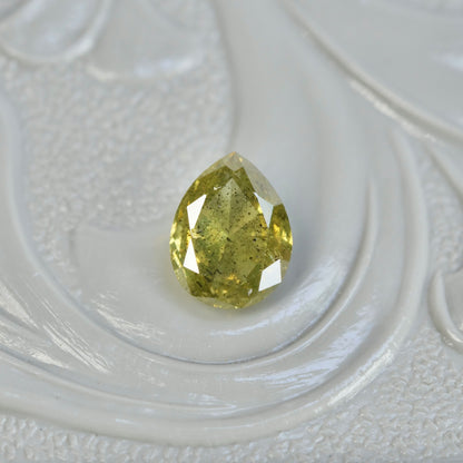 ナチュラルダイヤモンド 0.38ct ペアシェイプカット 5.2mm×4.1mm×2.2mm【MJ2601】